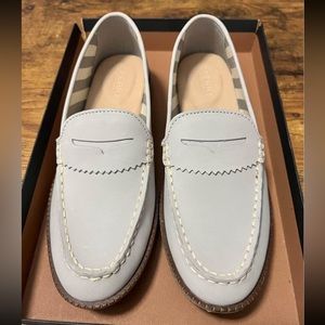 Gray Sperry Loafers/Flats Size 7.5